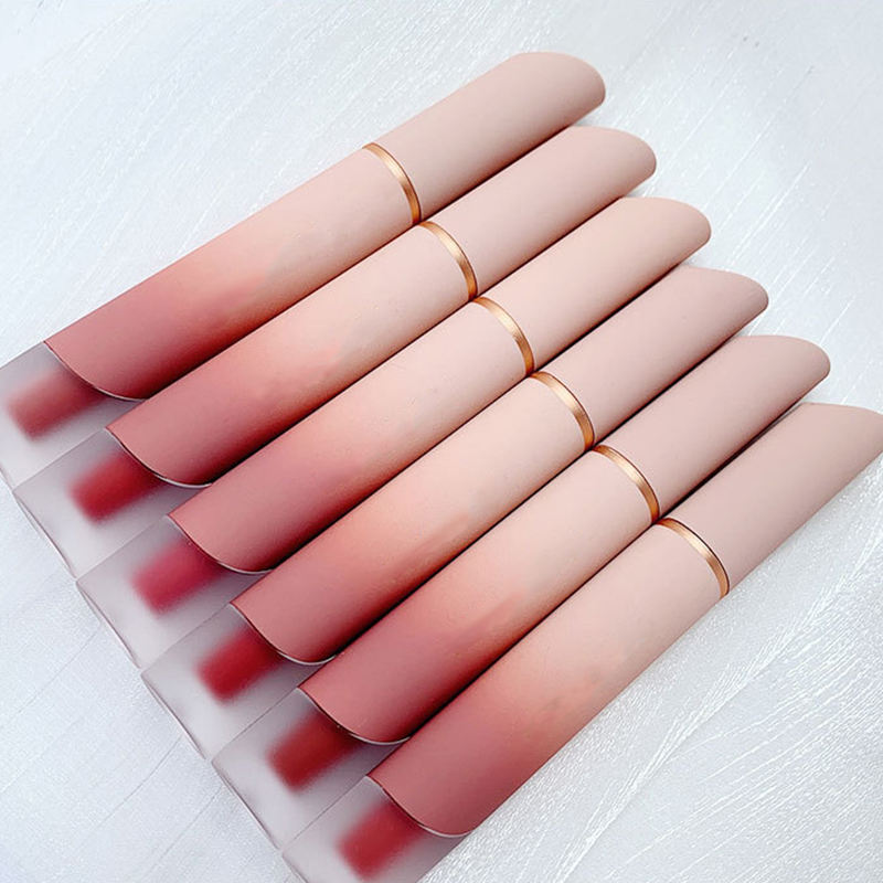 Hot Sale Velvet Matte Lip Gloss: Long-Lasting, Non-Sticky, Creamy Lipstik for Smooth & Bold Makeup Looks