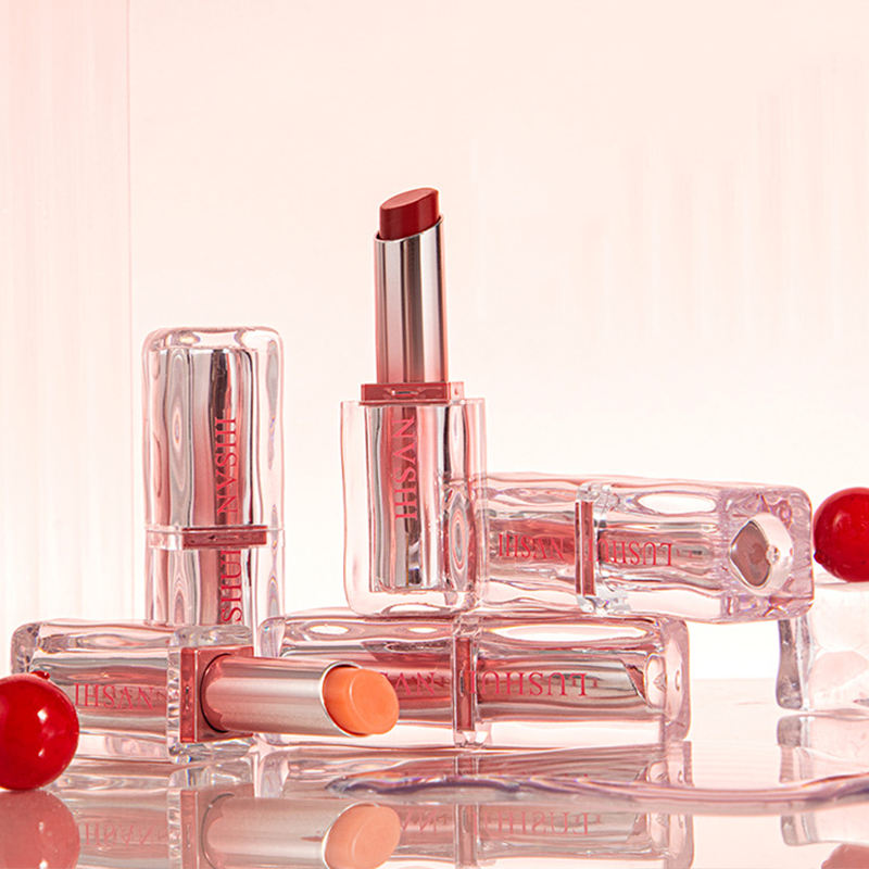 Velvet Matte Lipstick Whitening and Moisturizing Formula Non-Fading Soft Texture for Elegant Lips
